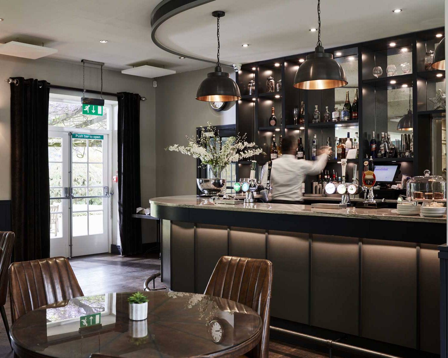Bar design and build golf club